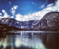 Lepo jezero z gorami